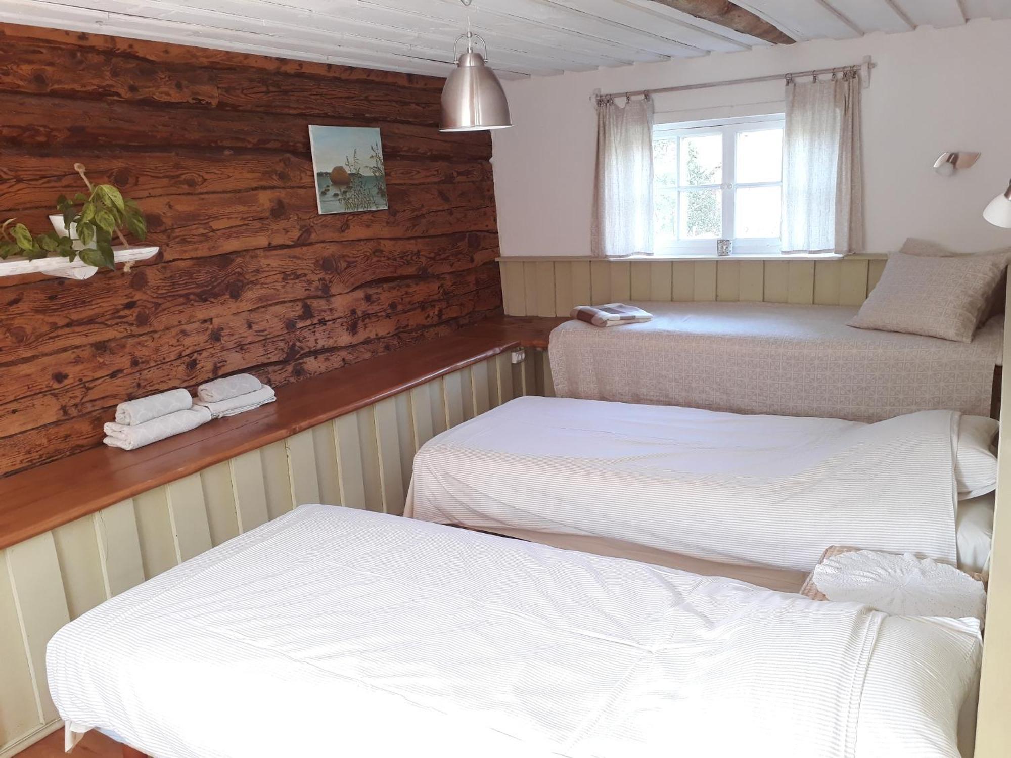 Toomarahva Farmstay *